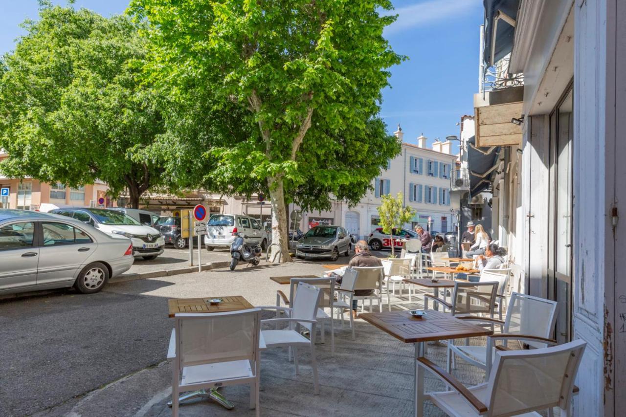 Place Amiral Barnaud Антиб Экстерьер фото